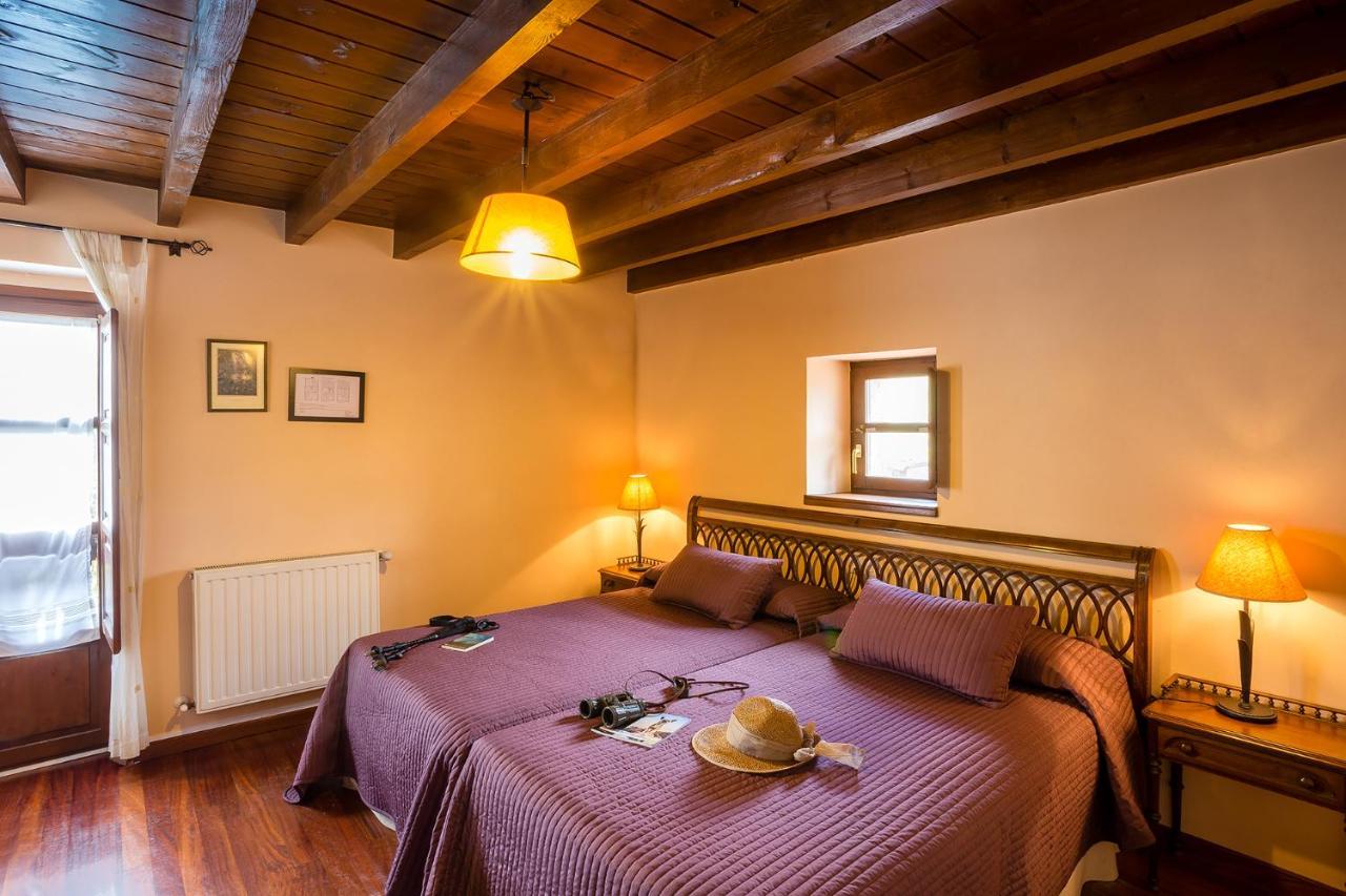 Casas Rurales Pandesiertos Onís Екстериор снимка