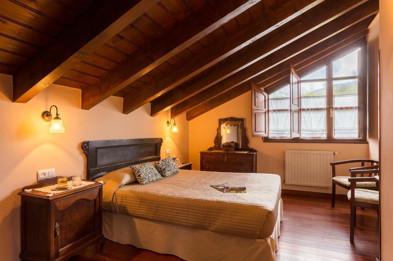 Casas Rurales Pandesiertos Onís Екстериор снимка